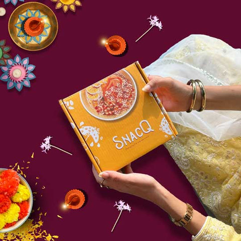 SnacQ Diwali Gift Box (5 Products + Diya)